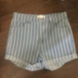 Eighty two Striped shorts size 11 excellent condition